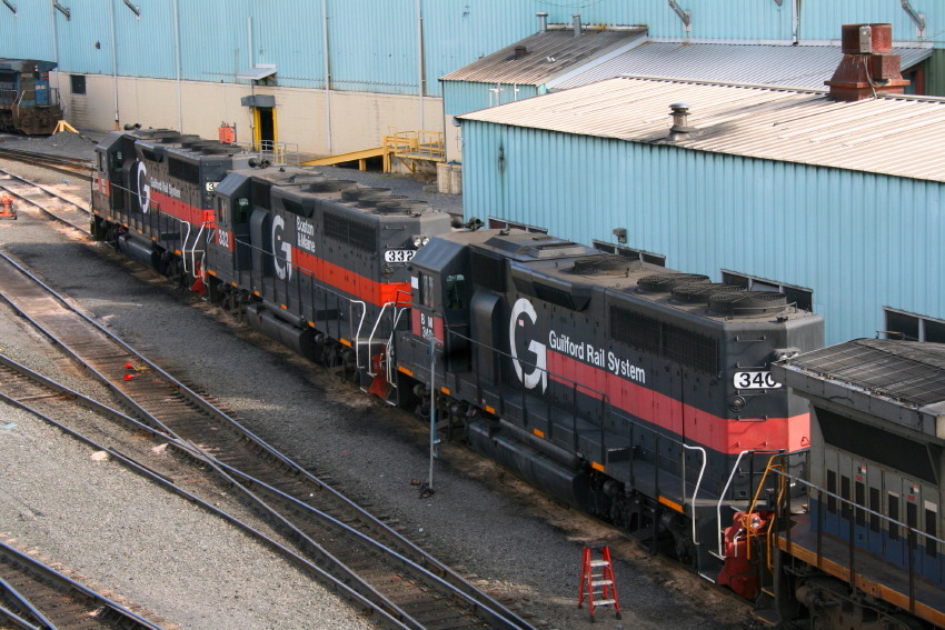 Photo of GRS PAR GP-40's at Selkirk,NY