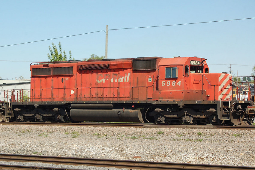 Photo of CP 5984 (SD40-2)