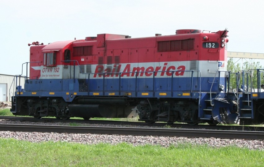 Photo of Rail America 192 (Otter Tail Valley Railroad) near Fargo, ND