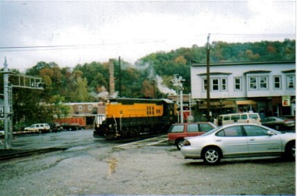 Photo of housatonic railroad nx12 crossing center st in lee ma