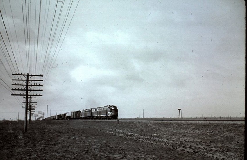 Photo of Santa Fe freight near Edmond, OK