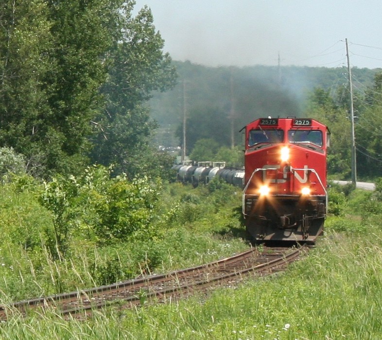 Photo of CN 2575 near Huntsville Ontario