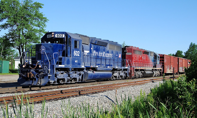 Photo of Recently painted, also dirty: RUPO 602 at Danville