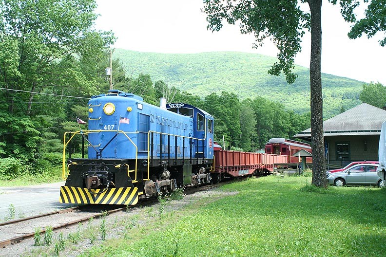 Photo of CMRR 407 at Phoenicia, New York