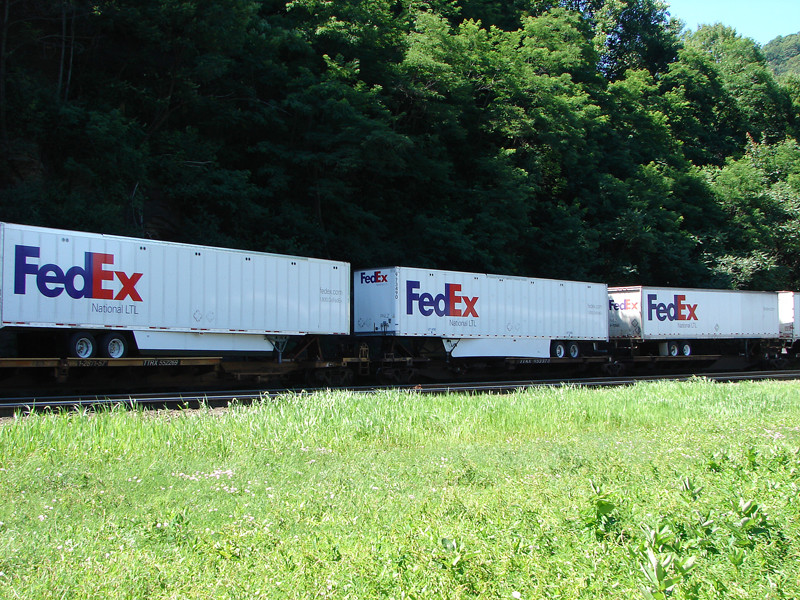 Photo of Fed Ex trailers headed west at Horseshoe Curve