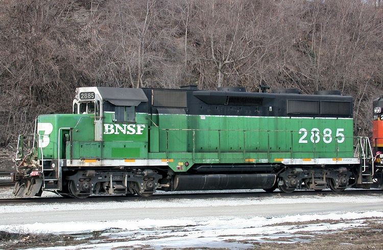 Photo of BNSF GP39-M 2885, Keokuk, Iowa, March 6, 2010