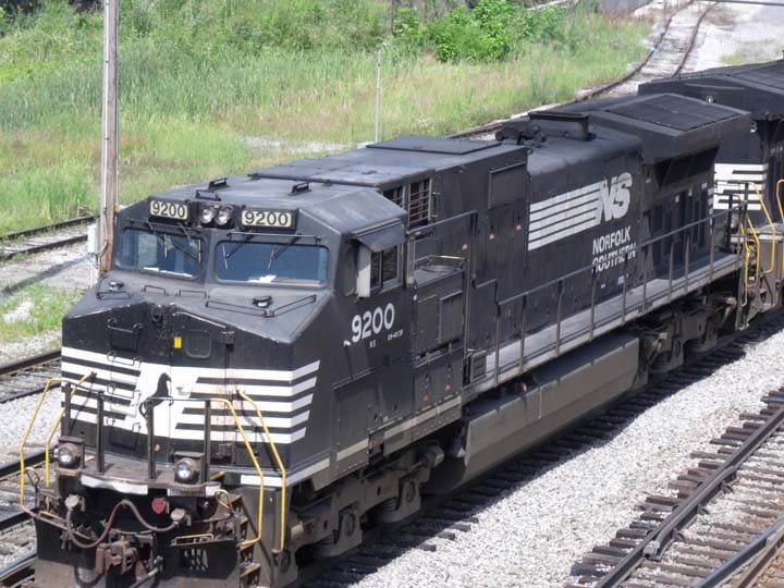 Photo of NS Loco 44CW #9200 at Bluefield