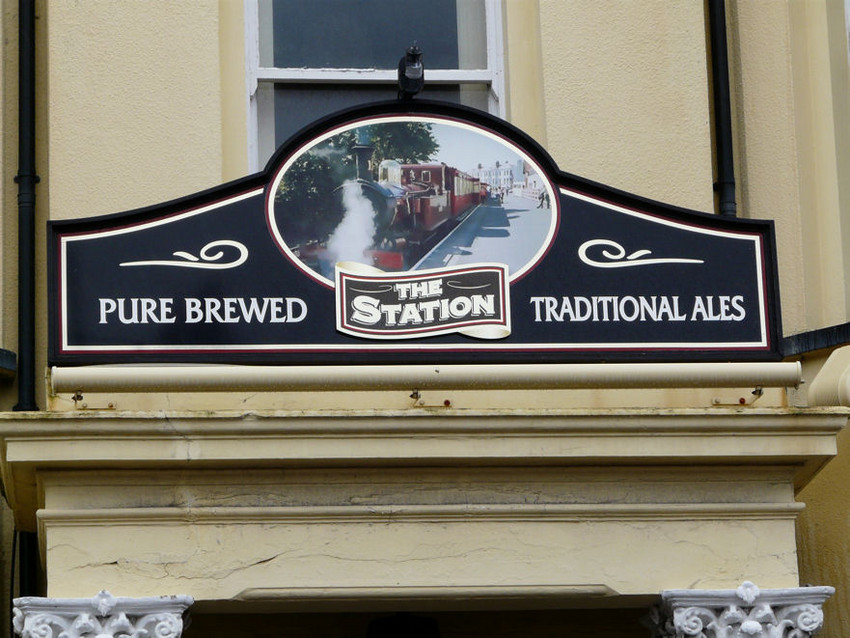 Photo of Pub sign
