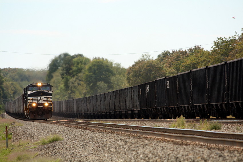 Photo of Loaded coal meets empties in Cresson PA