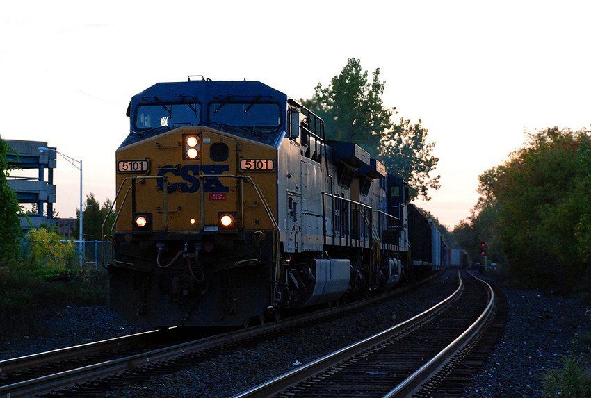 Photo of CSX L426-21 on an Evening in Pittsfield