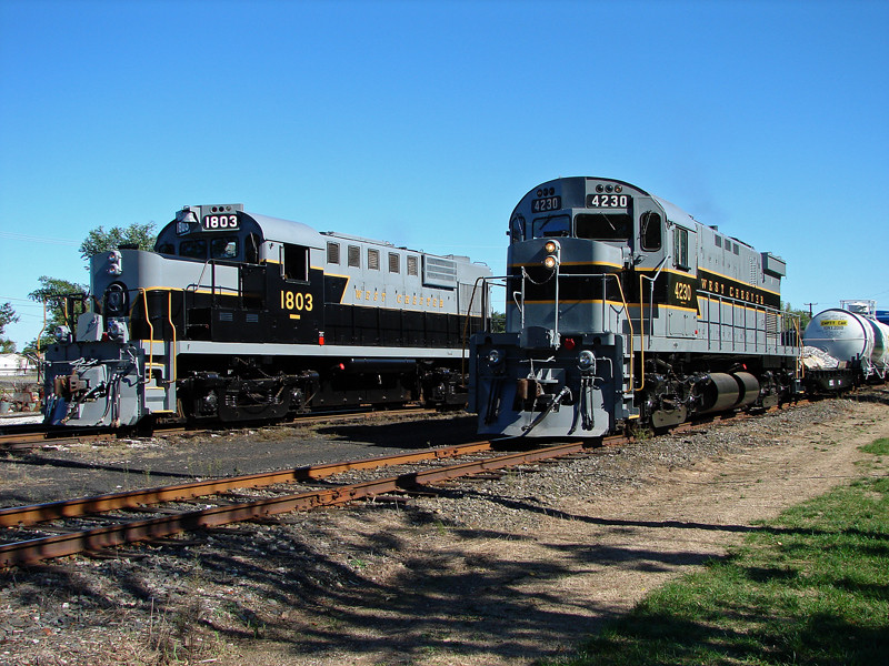 Photo of WCRR Alco's Side by Side in West Chester RR Yard