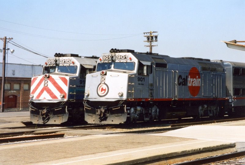Photo of Two colors of Cal Train