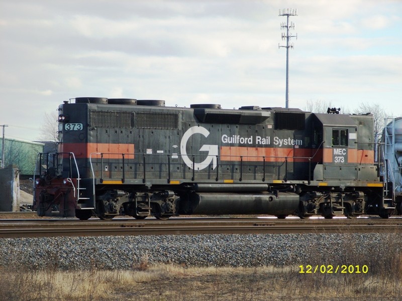 Photo of MEC#373w is switching the east yard today.