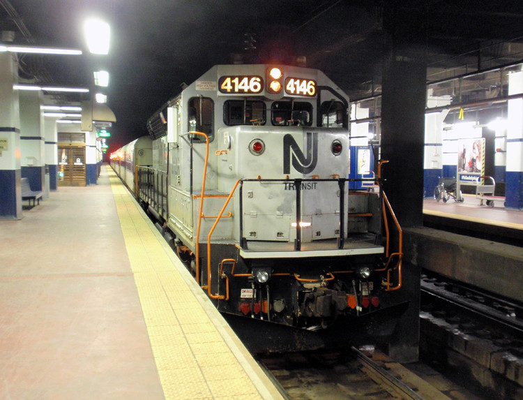 Photo of NJT GP40 4146 at 30th Street Station - Philadelphia
