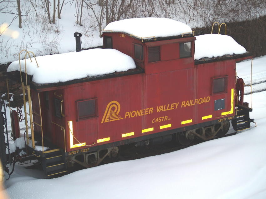 Photo of Pioneer Valley Caboose C457R