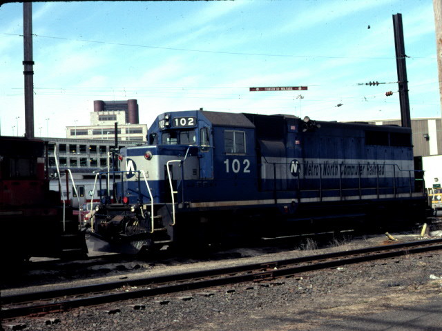 Photo of Metro North 102