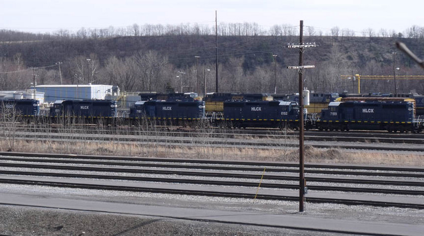 Photo of SD40-2 HLCX Locos in Cumberland, MD