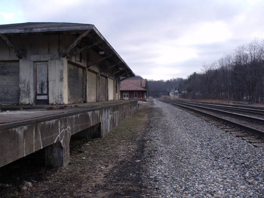 Photo of Tunnelton, WV Frieght house and passenger station