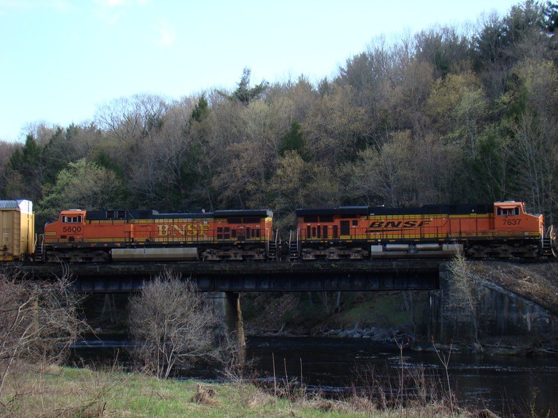 Photo of BNSF Power @ Erving MA