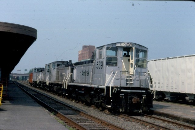 Photo of Amtrak Work train power