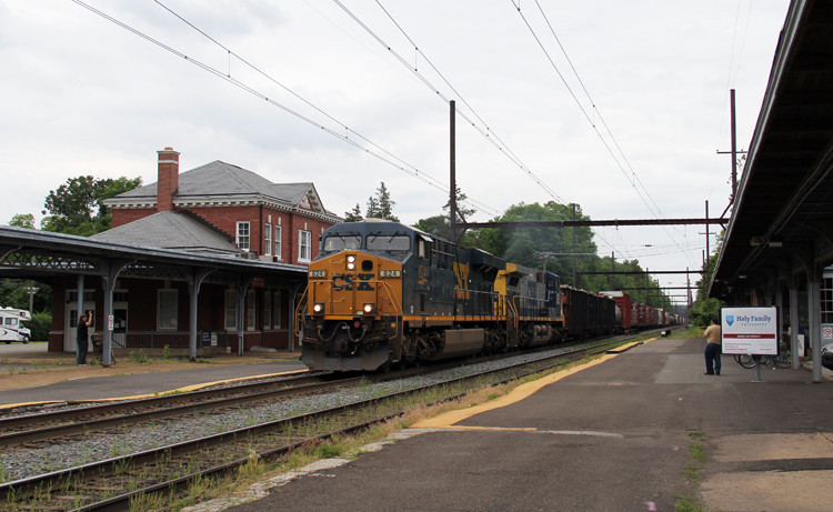 Photo of CSX Mixed Freight - West Trenton