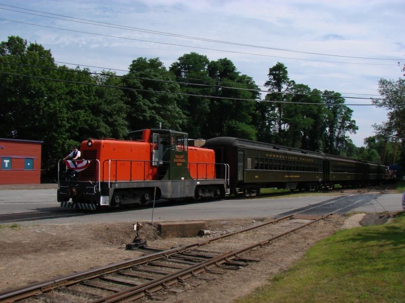 Photo of Circus Train Essex Ct 1