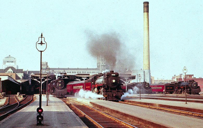 Photo of CANADIAN PACIFIC'S WINDSOR STATION IN MONTREAL - 1959
