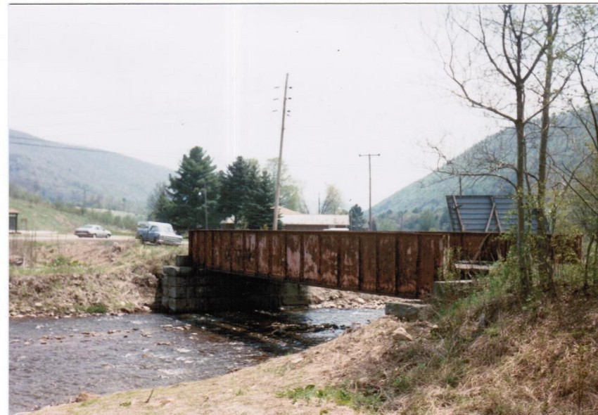 Photo of WAG Railroad: West Pike, PA
