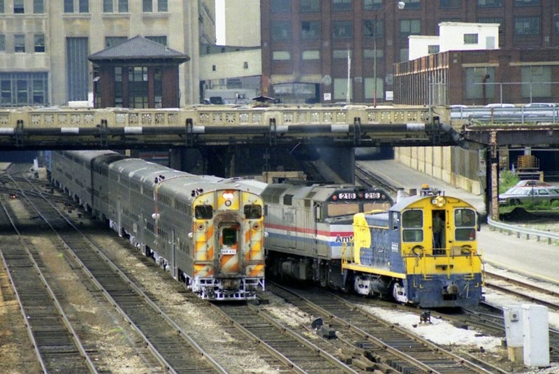 Photo of N&W 457, Chicagoland Commuter