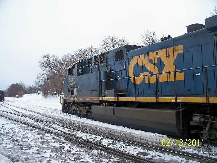 Photo of Back shot of CSX CW44AC 5106.