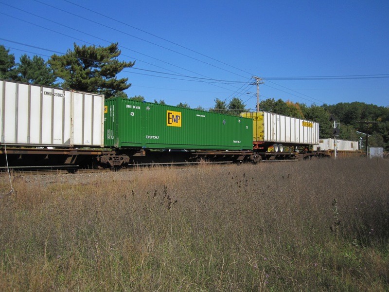 Photo of NS Auto Rack train Patterson Rd., Shirley, MA