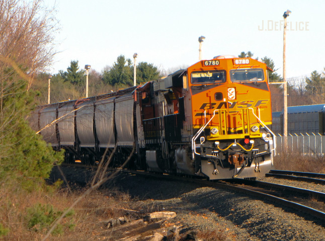 Photo of AY-4 With Grain Cars