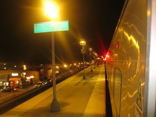 Photo of Looking down the Platform/Rockville Centre