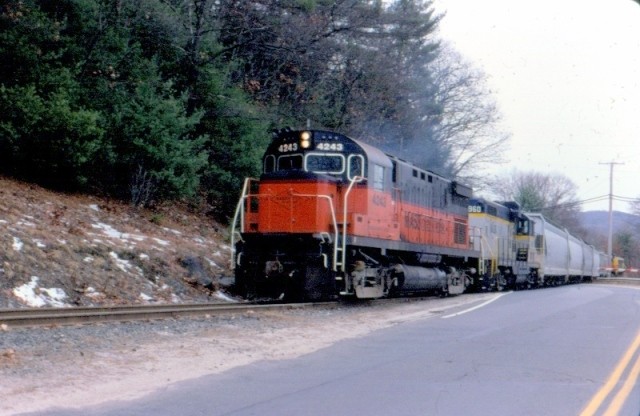 Photo of MC freight at Bondsville