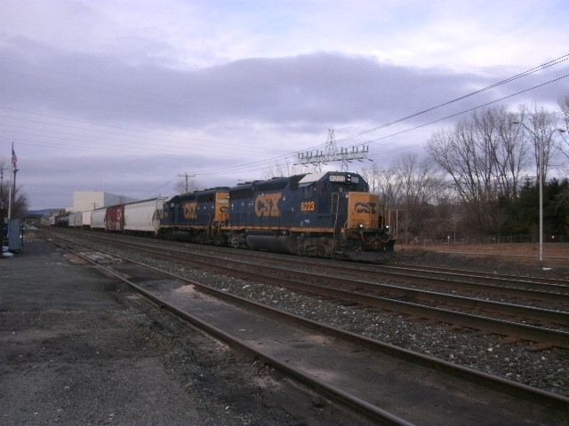 Photo of csx b743 sitting on track 3 @ the pittsfield yard office