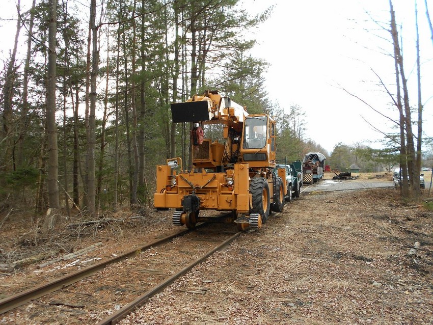 Photo of CMRR Pettibone Crane and Hi-Rail Truck