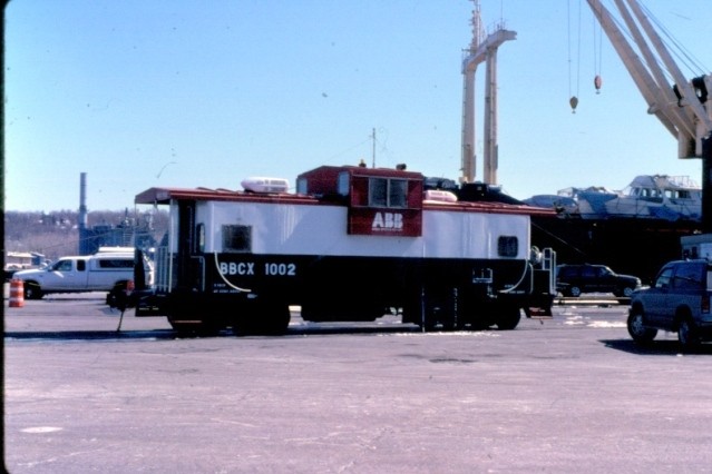 Photo of ABB caboose accompany a high priority shipment to the Dock in Albany