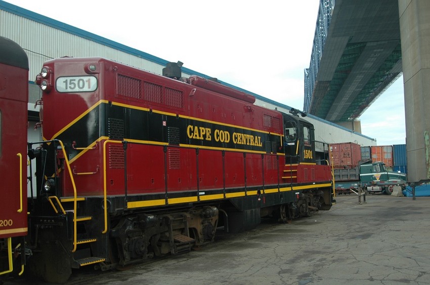 Photo of CAPE COD CENTRAL #1501 SEEN AT THE STATE PIER FALL RIVER, MA
