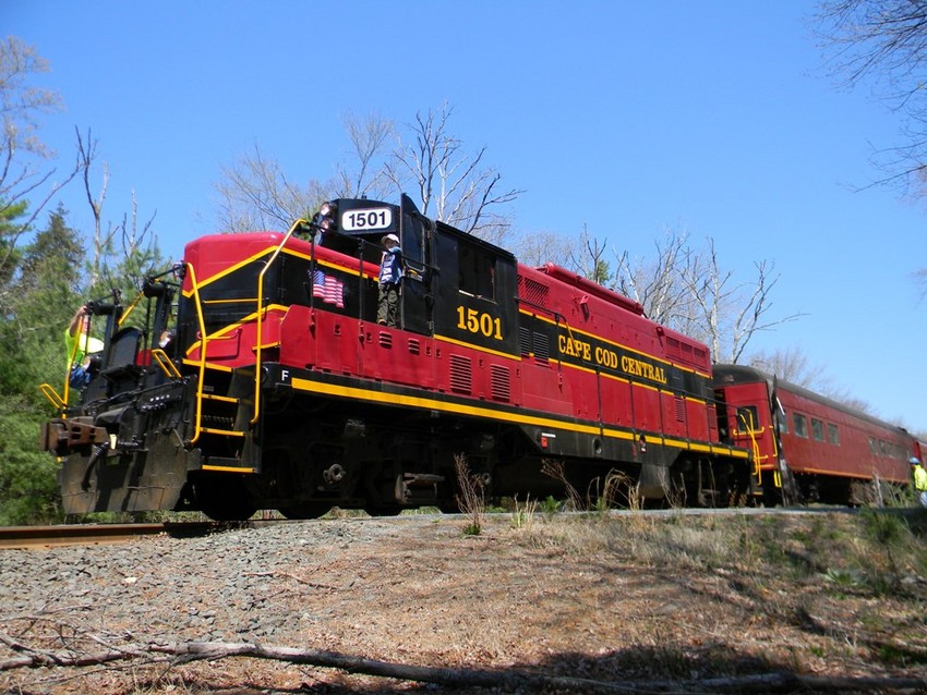 Photo of CCC 1501 on the 'Fall River Extra'