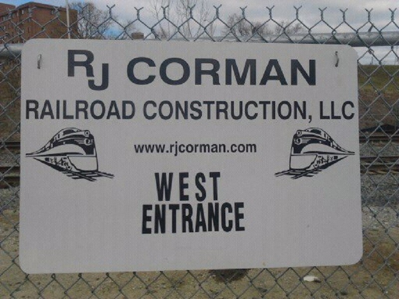 Photo of RJ Corman Sign