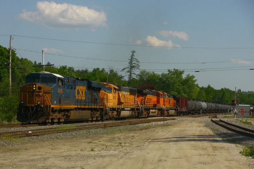 Photo of Eastbound Oil train at Danville Jct.
