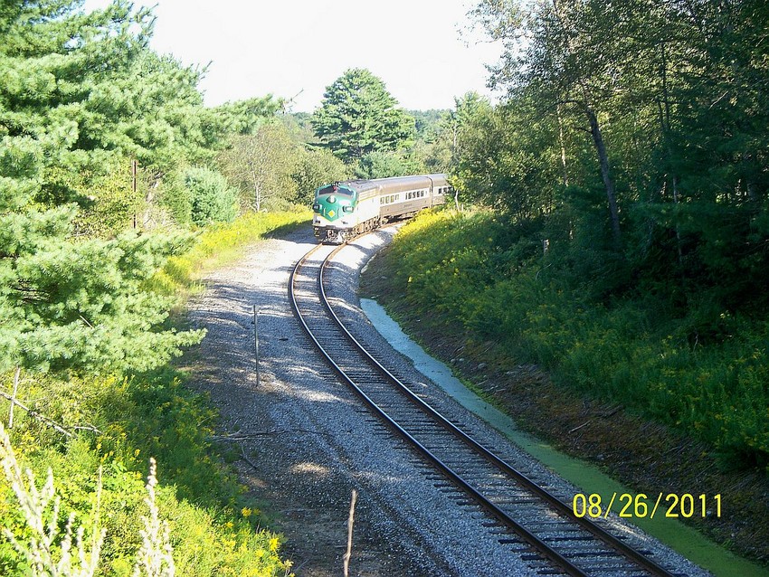 Photo of MER excursion train 3 passing through Waldoboro, ME.