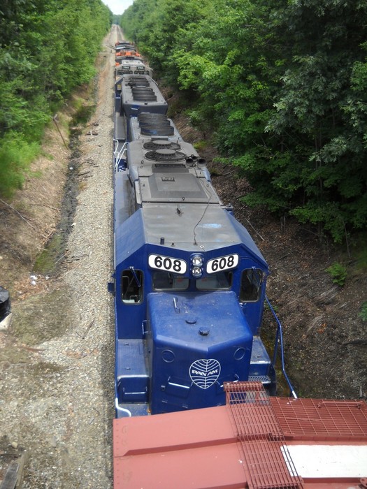 Photo of MEC 608 with oil cans in Auburn