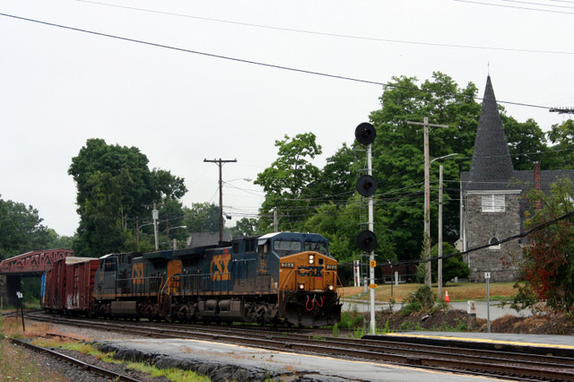 Photo of CSX in Ayer