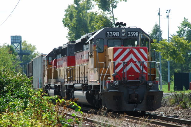 Photo of CSOR northbound in Springfield MA with 3398 & 3751