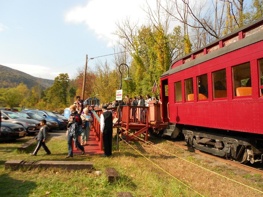 Photo of CMRR Fall Foliage Train