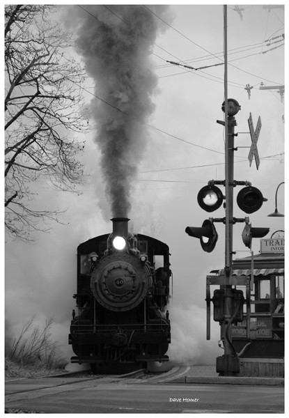 Photo of New Hope & Ivyland Railroad Santa Train