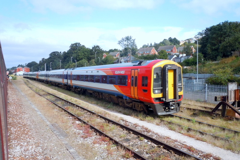 Photo of Southwest Train at Plymouth (UK)