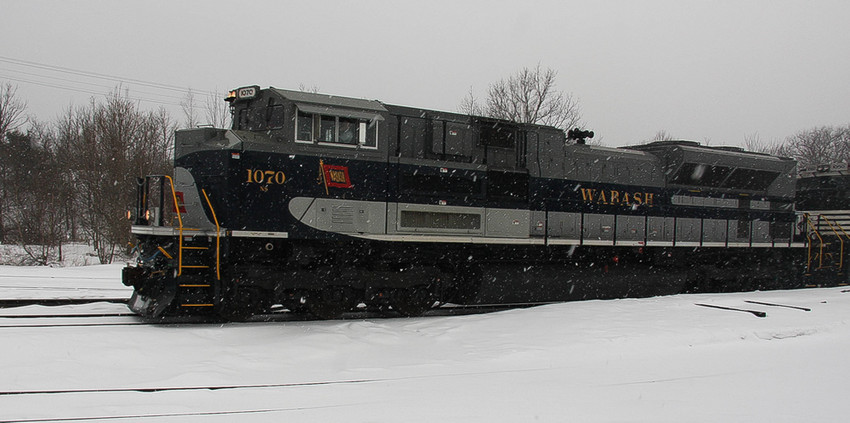 Photo of NS 1070 Wabash Leads MOBO