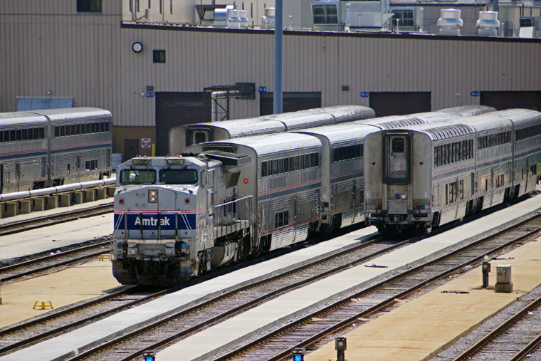 Photo of #504 works the coach yard in Chicago